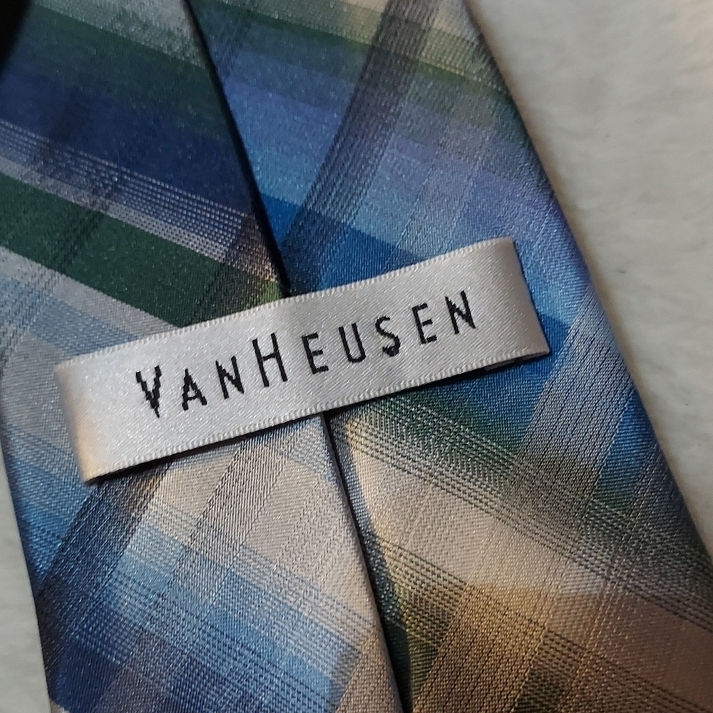 VAN Heusen Men's Silk Tie - Picture 3 of 5